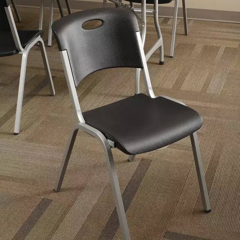 Chaise empilable noire sans accoudoirs à dossier haut, lot de 14