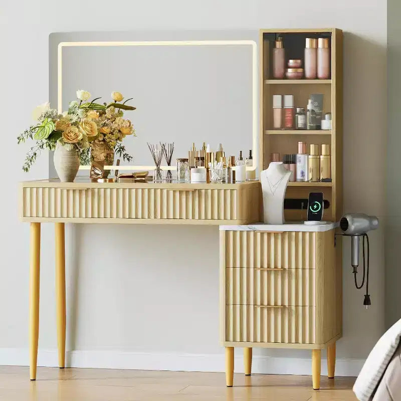 Coiffeuse chêne beige avec miroir et éclairage LED, 5 tiroirs, 3 étagères, prise de courant – 1 personne